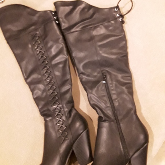 Juicy Couture Boots woman 14 Juicy Couture over the knee leather boots size 5.5